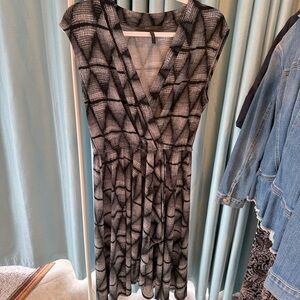 BCBGMaxAzria Black and Gray Geometric Midi Dress